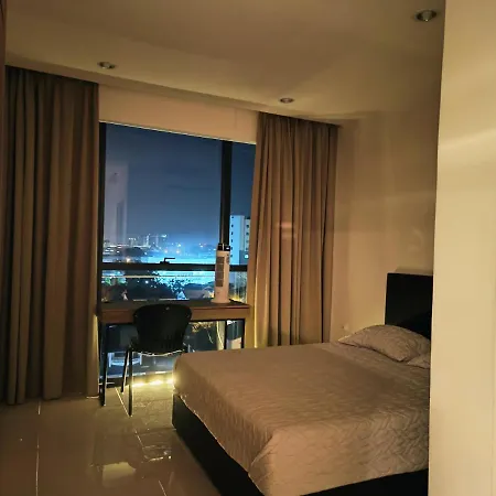 Cs Homestay At Kozi Square Kuching Exterior photo
