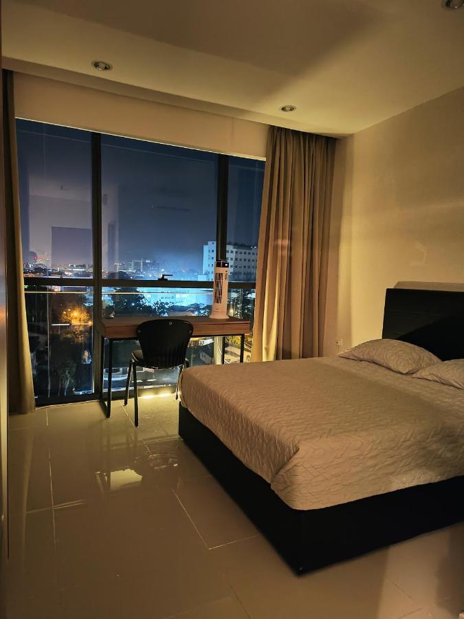 Apartment Cs At Kozi Square Kuching
